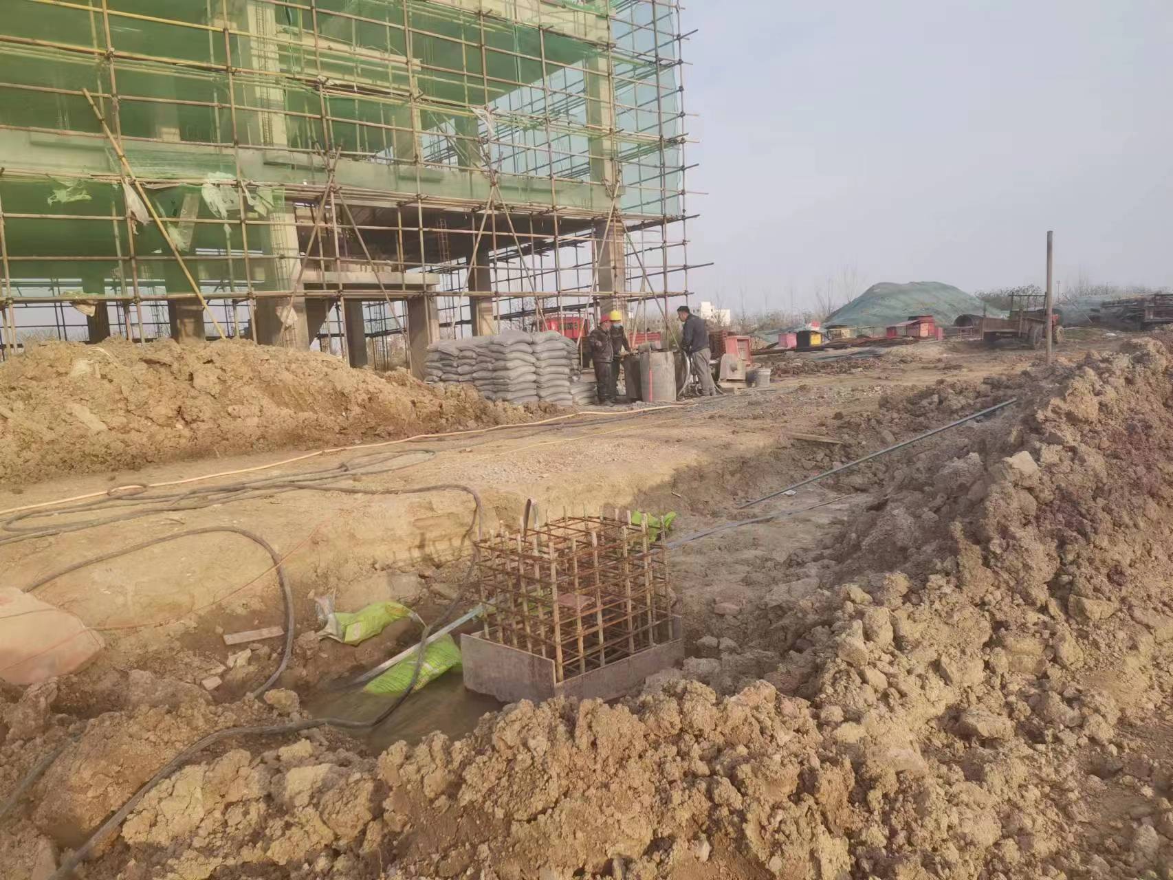 砀山当桥梁出现裂缝的时候应该及时加固修补